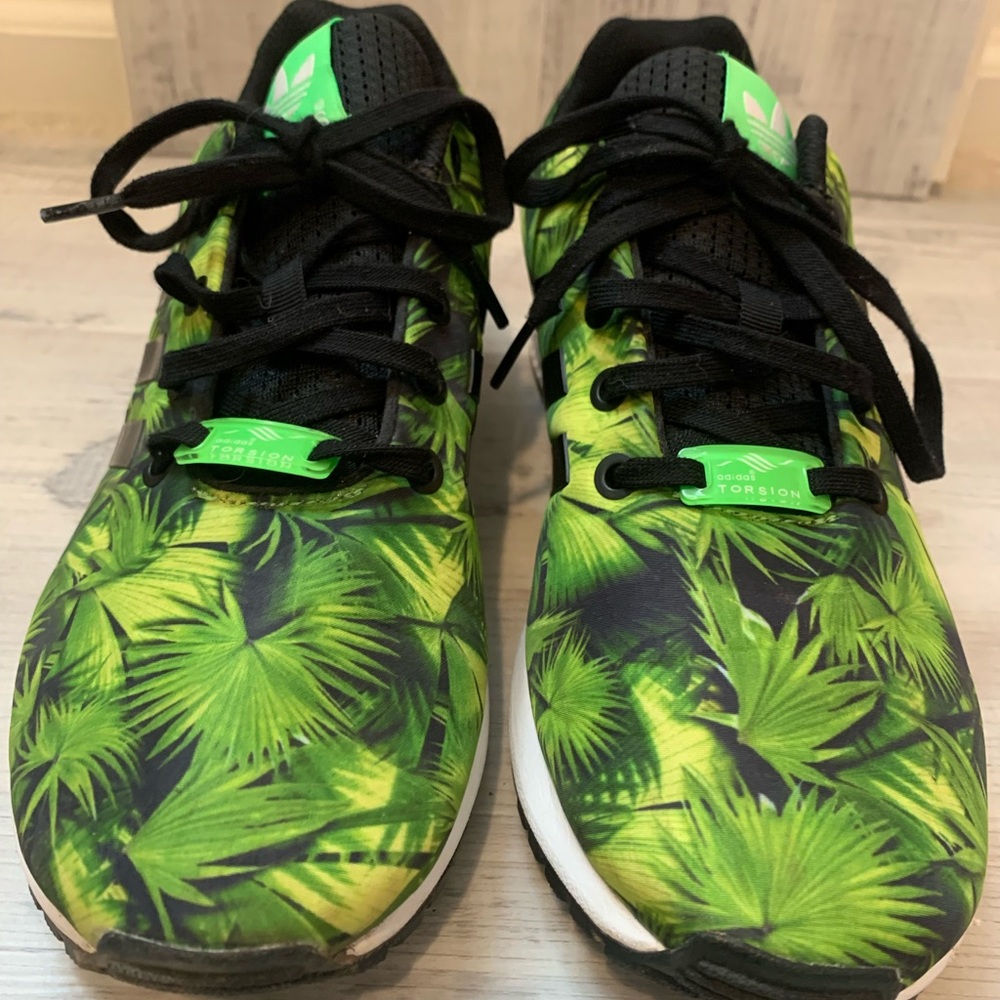 Adidas Torsion Palm Tree Pattern Size 7